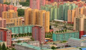 Arquitectura del control las extrañas formas y colores de las ciudades en Corea del Norte