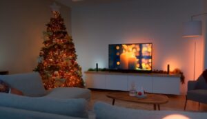 Transforma tu sala en un cine navideño con iluminación inteligente