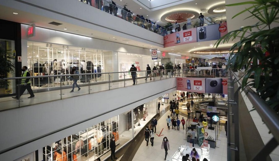 Centros comerciales impulsan recuperación del sector retail en 2025