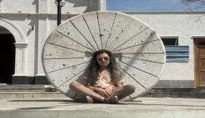 Ornamentales Fernando Peña reinterpreta la arquitectura arequipeña en acuarela