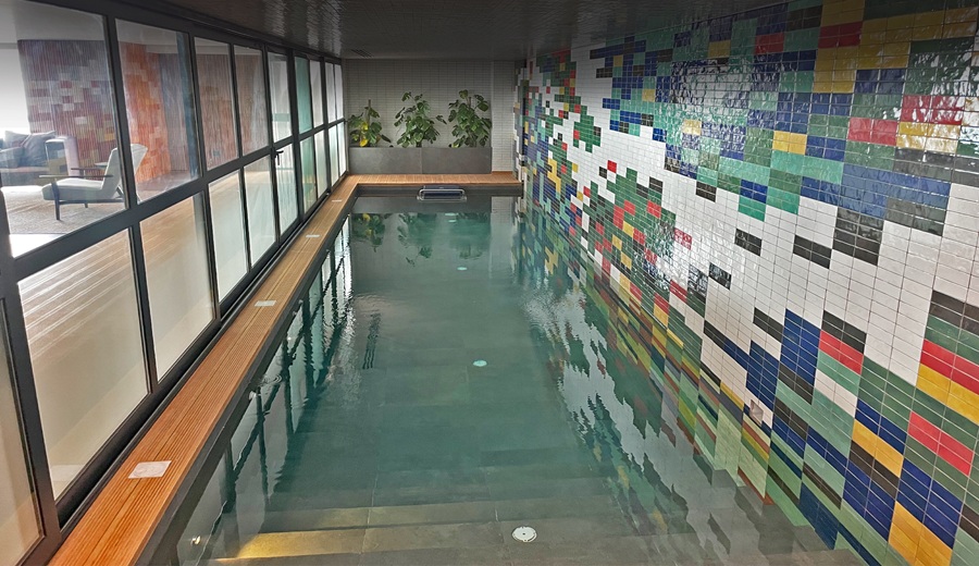 Cómo una piscina bien diseñada aumenta el valor inmobiliario de una propiedad