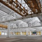 Un centro de convenciones renovado y una nave convertida en teatro: los premios Mies van der Rohe aplauden la arquitectura responsable