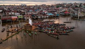 Muyuna Fest la arquitectura flotante que convirtió Belén en un cine sobre el agua