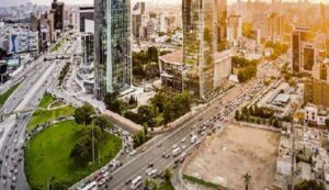 Oficinas prime reducen espacios disponibles, pero hay escasez de oficinas de gran tamaño en qué distritos habrá nuevas alzas en alquileres