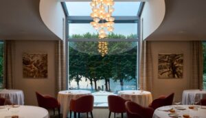 El restaurante Niòbe reúne arquitectura y alta cocina a orillas del lago de Como