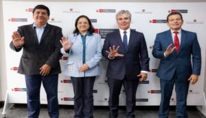 Ministerio de Vivienda y Colegio de Arquitectos evalúan propuestas para impulsar el desarrollo territorial