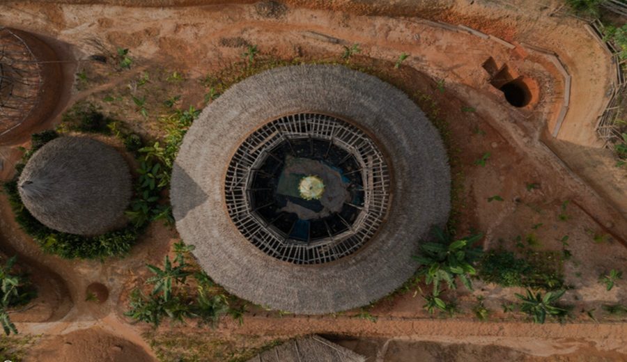 Atrapando la niebla cómo la arquitectura recolecta agua del aire
