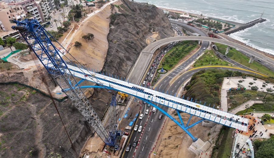 Corredor turístico Miraflores Barranco inician armado de puente de vidrio