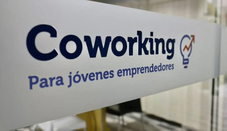 El 46% de empresas en Lima adoptó el trabajo híbrido y ahora busca oficinas distintas