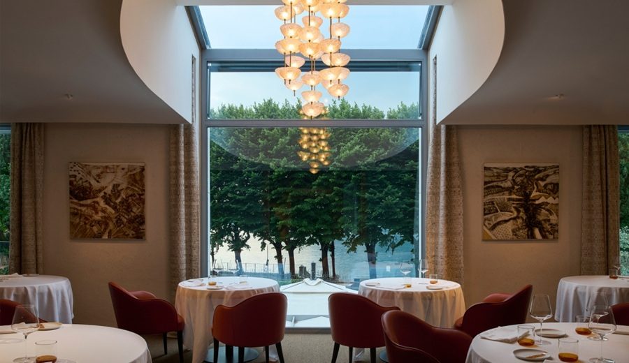 El restaurante Niòbe reúne arquitectura y alta cocina a orillas del lago de Como