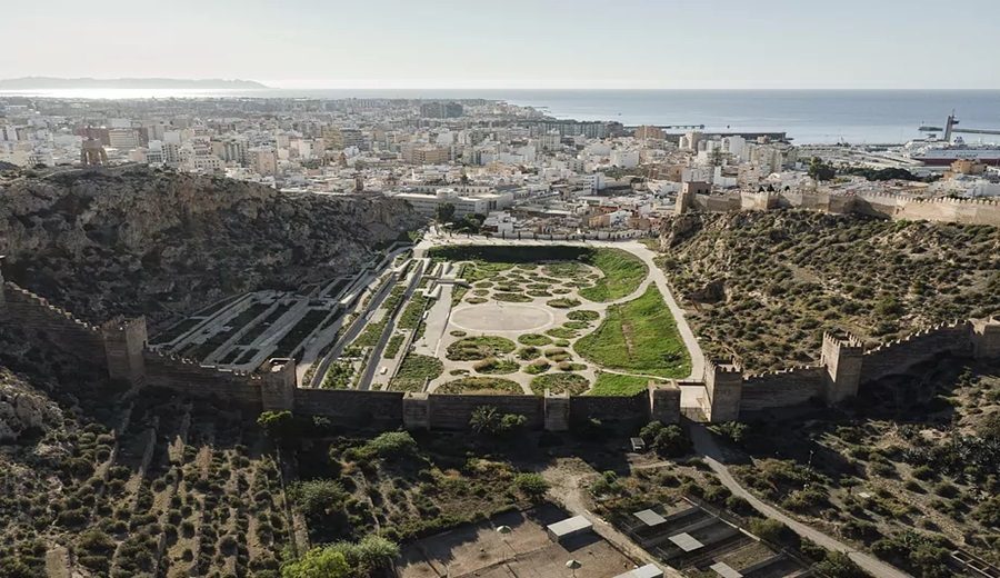 Jardines Mediterráneos de La Hoya de Almería así se transformó un vertedero en un parque histórico