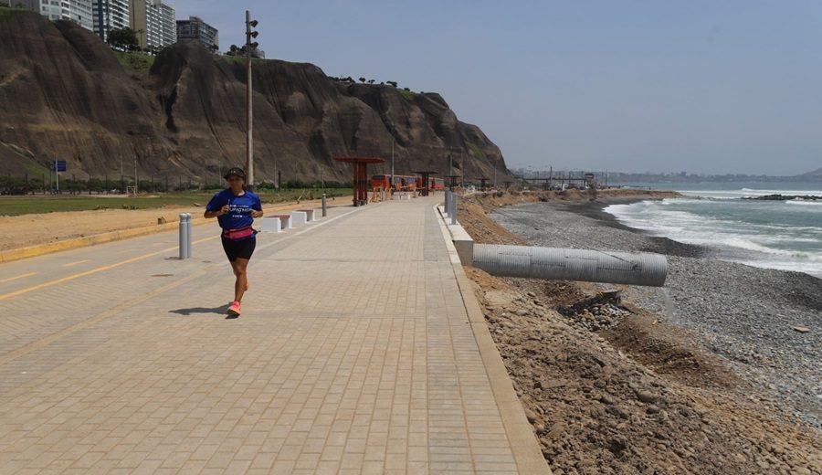 Reparan malecón de Los Delfines en Miraflores con mejoras para deportistas y peatones