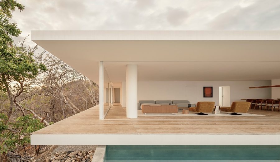 Un suelo, una cubierta, una sombra. Casa Malonic por HW Studio